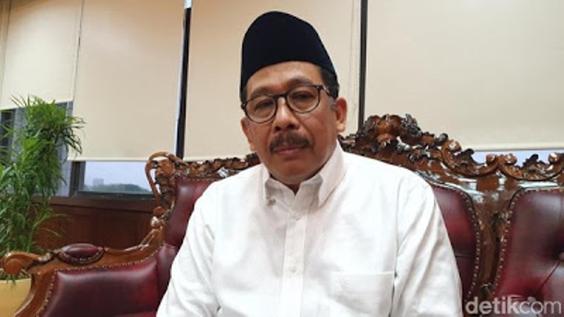 Viral Azan dengan Ajak Jihad, Wamenag Minta Ormas Beri Pencerahan