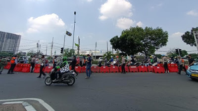 Viral Paspampres-Polisi Ribut di Penyekatan Jakbar, Kapolres Minta Maaf