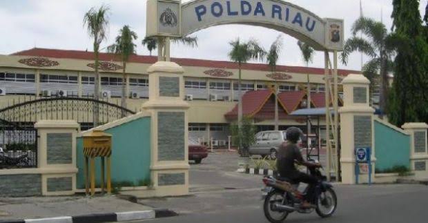 Perwira Menengah Polda Riau dilaporkan Syamsuardi, Ada Apa?