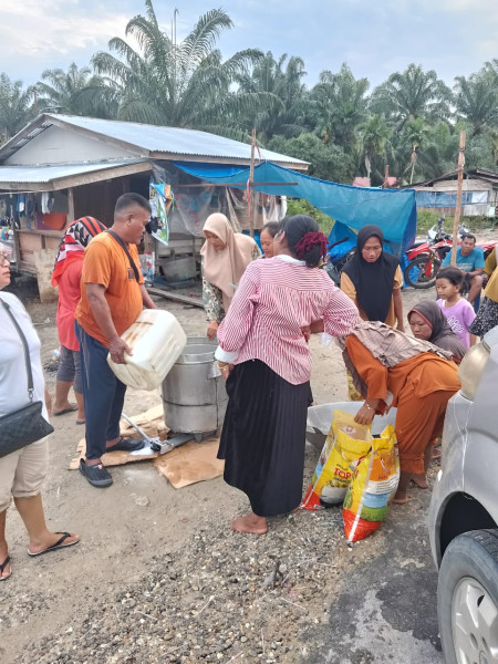 Bantu Korban Banjir Riau, LAZnas PHR Buka Dapur Umum dan Posko Kesehatan