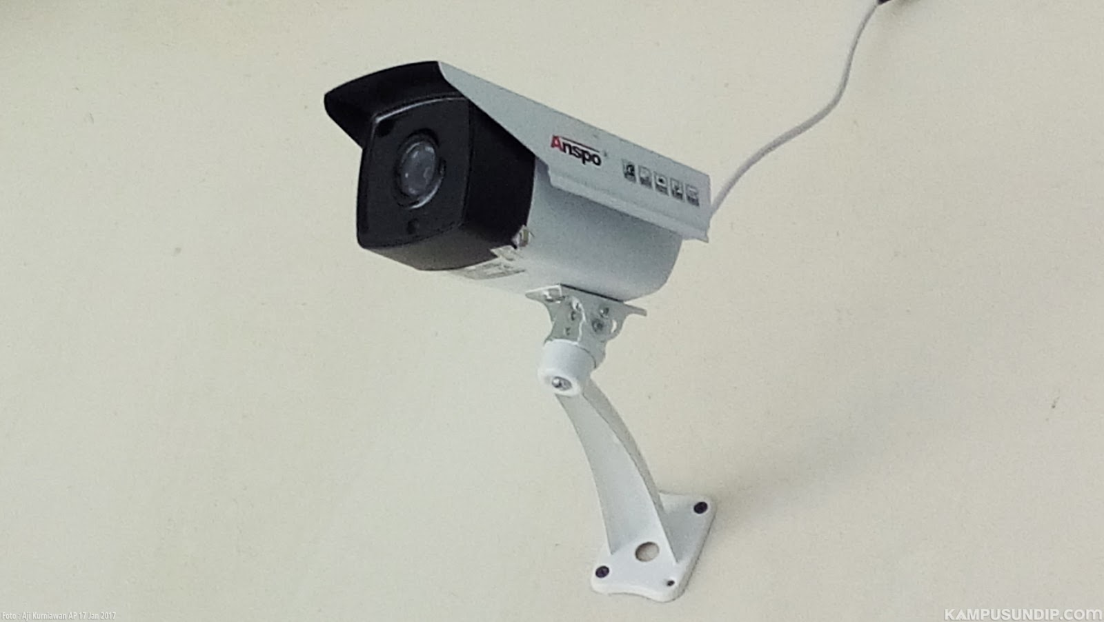 Pemerintah Akan Pasang CCTV Awasi Kantor Pelanggar PSBB