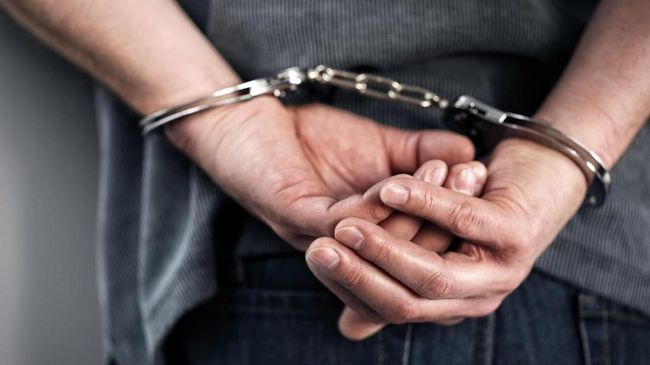 Curi Ponsel, Dua Pria Mabuk di Bekasi Ditangkap Polisi