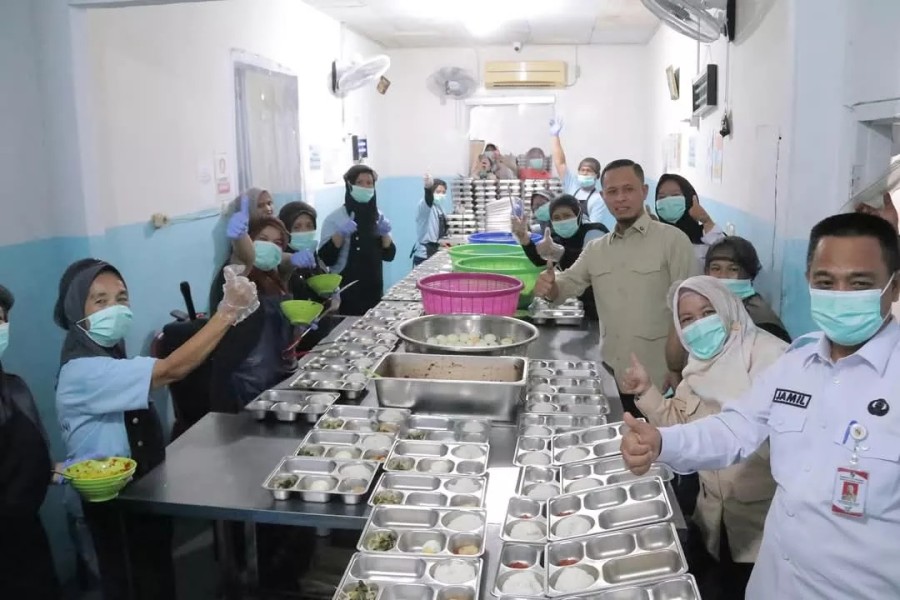 Pemko Pekanbaru Perketat Pengawasan MBG, Seluruh Dapur SPPG Dievaluasi