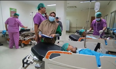 RSUD Arifin Achmad Gelar Operasi Telinga dan Transfer Ilmu Dokter Spesialis