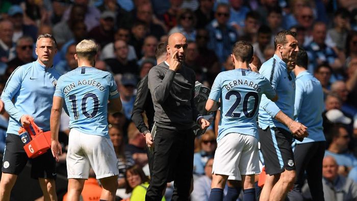 Terganjal Administrasi, Penerbangan Man City ke China Tertunda
