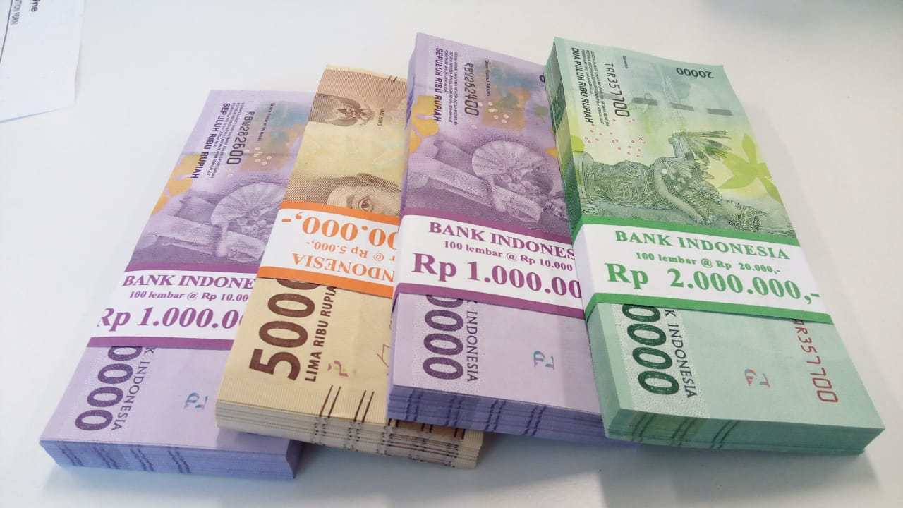 Tunggu Bank Sentral Eropa, Rupiah Loyo Rp14.060 per Dolar AS