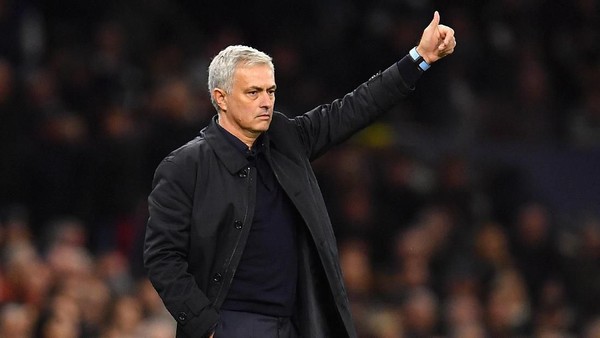 Tottenham Butuh Waktu Beradaptasi dengan Mourinho