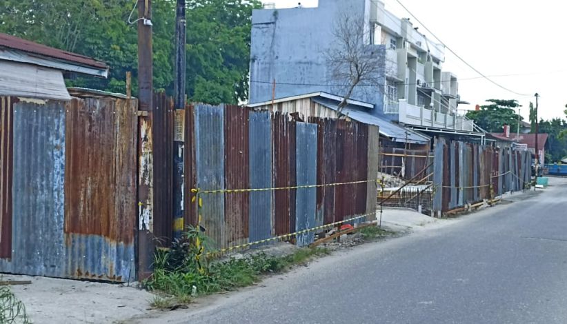 Oknum Pengusaha Diam-diam Cor Parit di Jalan Pembangunan, Sekda Perintahkan Satpol PP Bongkar