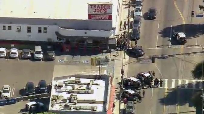Penyanderaan Swalayan di Los Angeles, 1 Orang Tewas