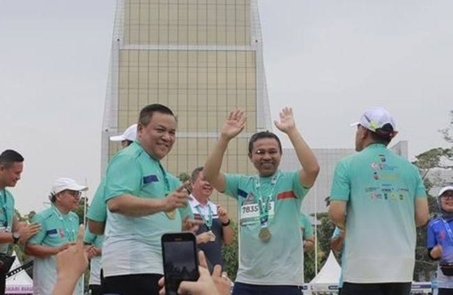 Kombinasi Politisi dan Birokrat, Duet Abdul Wahid - SF Hariyanto Berpotensi Unggul