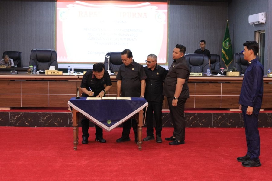 DPRD Kepulauan Meranti Teken Nota Kesepakatan KUA-PPAS APBD Perubahan 2025, Disepakati Rp 1,2 Triliu