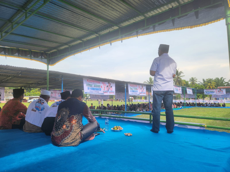 Jalan ke Rohul Hancur, Masyarakat Ingin Ganti Gubernur Baru