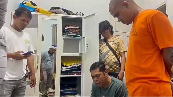 Polda Riau Tangkap Ketua Umum Ormas PETIR