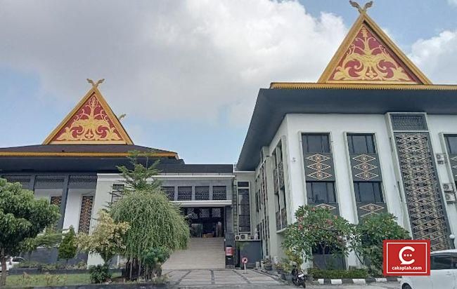Evaluasi 100 Hari Pasca Dilantik, Mayoritas Warga Tak Percaya dengan DPRD Pekanbaru