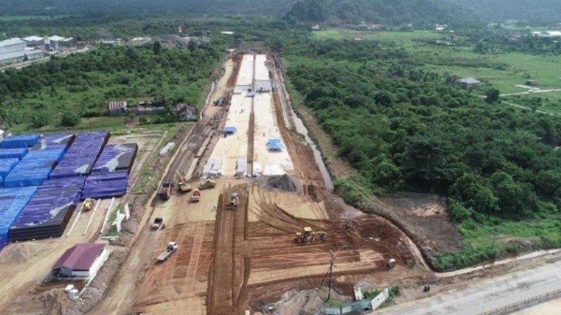 Proyek Tol Pekanbaru - Padang Seksi Pangkalan - Payakumbuh - Sicincin Ditangguhkan