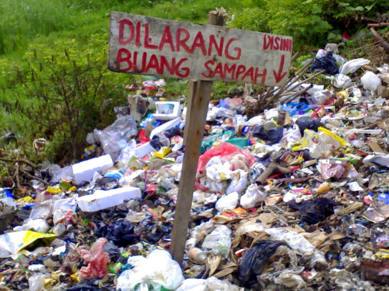 Ancaman Tipiring Mulai Diterapkan, Hati-hati Membuang Sampah di Pekanbaru