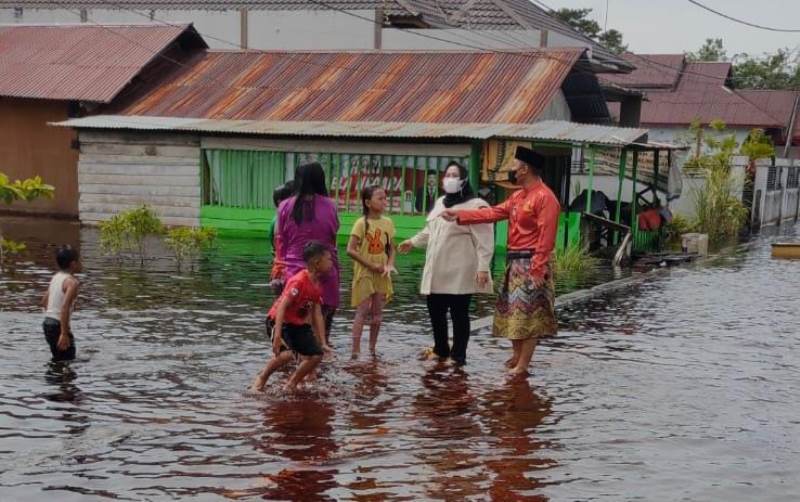 Bupati dan Wakil Bupati Tinjau Banjir