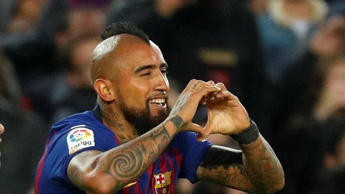 Arturo Vidal Siap Catat Rekor yang Tak Dimiliki Messi dan Ronaldo