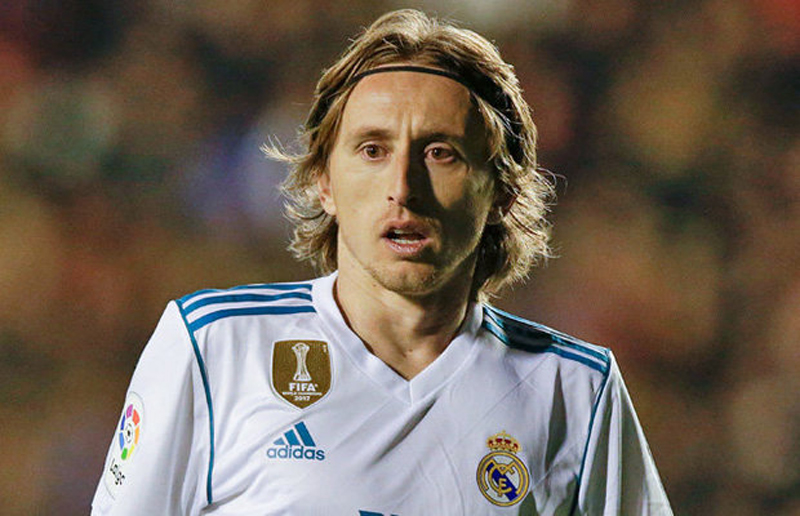 Ronaldo ke Modric: Kamu Pantas Jadi Pemain Terbaik UEFA