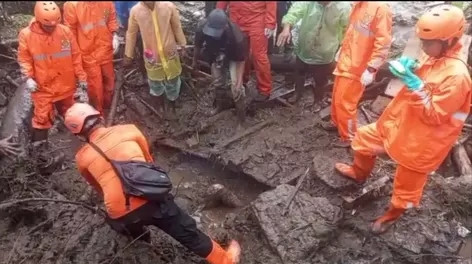 Kabasarnas: Lumpur Kering Persulit Cari Korban Banjir di Sumatera