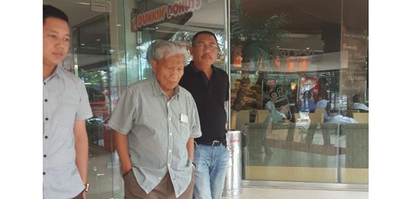 Buron Kasus Korupsi, Eks Bupati Mukomuko Dibekuk di Mal