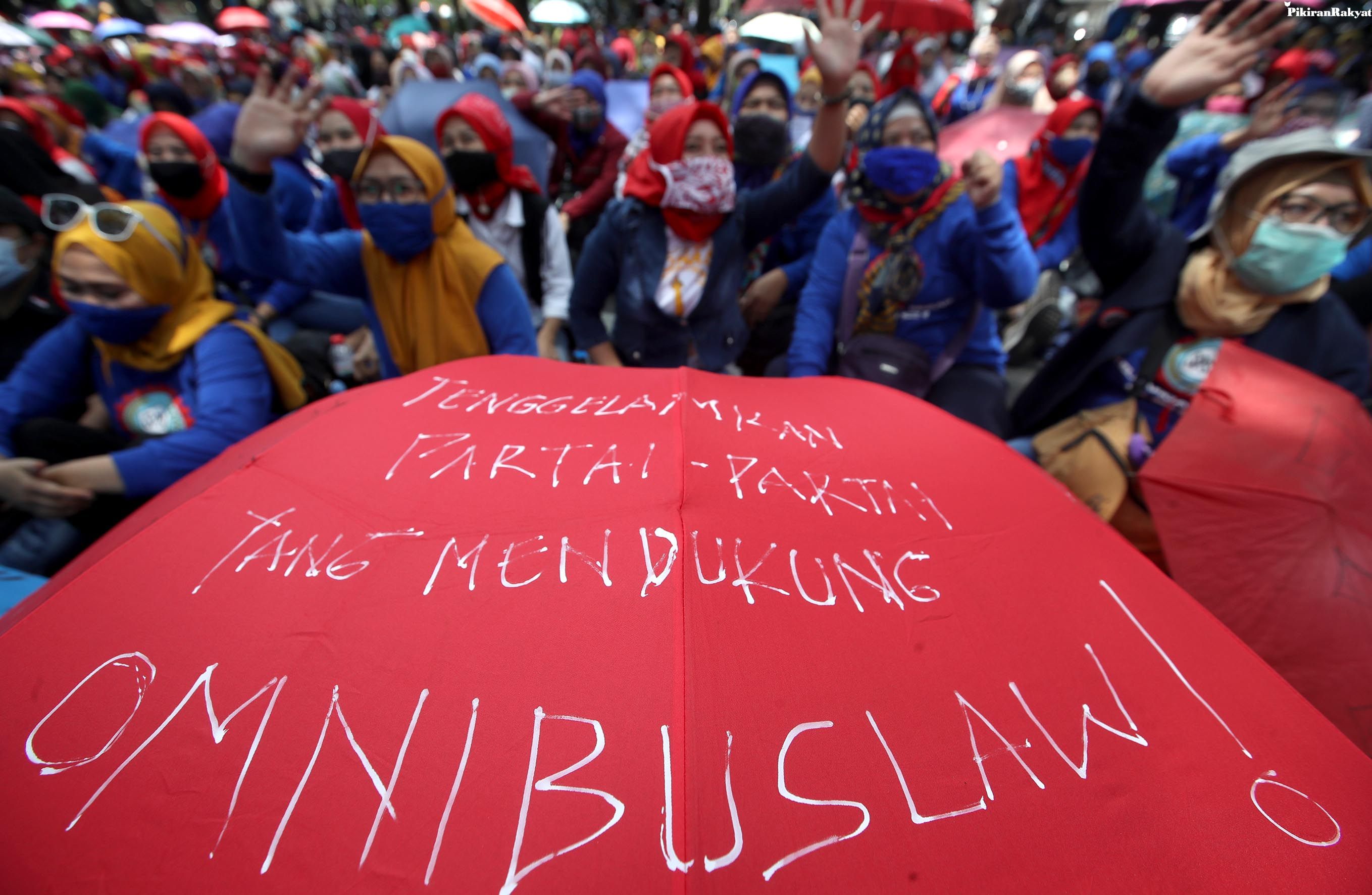 Oposisi Minoritas, Peneliti: Hanya di Tangan Jokowi UU Cipta Kerja Bisa Batal dengan Cepat