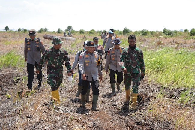 Kapolda Riau Beri Peringatan Keras, Pelaku Karhutla di Rohil Akan Diburu dan Diadili