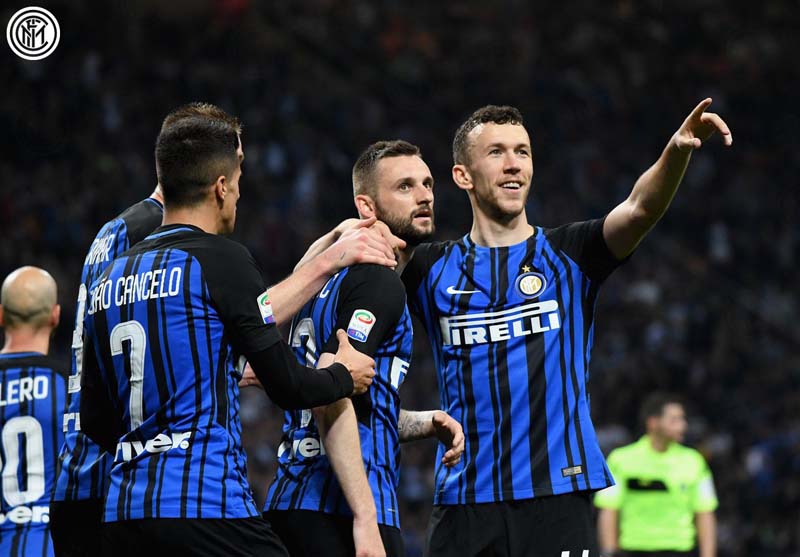 Inter Milan Tumbangkan Cagliari 4-0