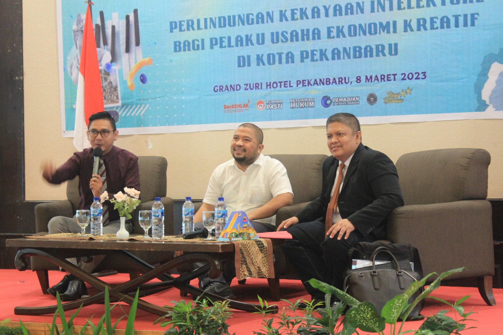 Pakar Hukum KI Unilak Irawan Harahap Dorong Pelaku Ekonomi Kreatif Riau Daftar HAKI