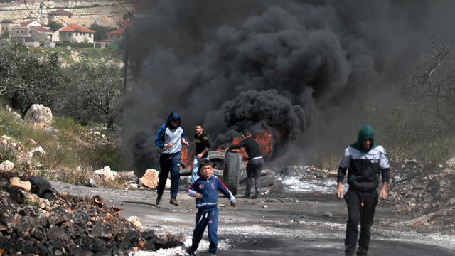 Israel Dihantam Roket dari Jalur Gaza