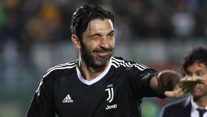 Demi Juventus, Buffon Tolak Tawaran Klub Inggris