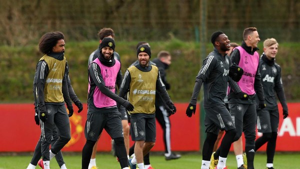 Man United Berencana Latihan Lagi Bulan Depan