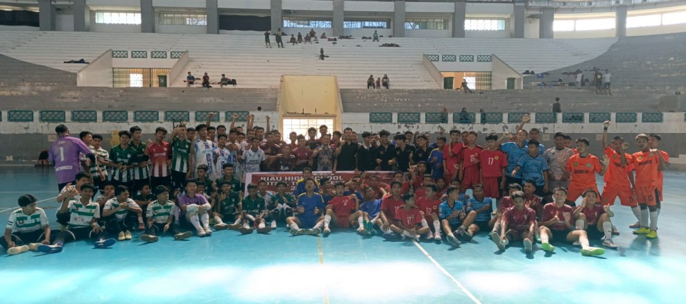 Wakil Rektor III Unilak Buka Riau High School Futsal Tournamnet 2025