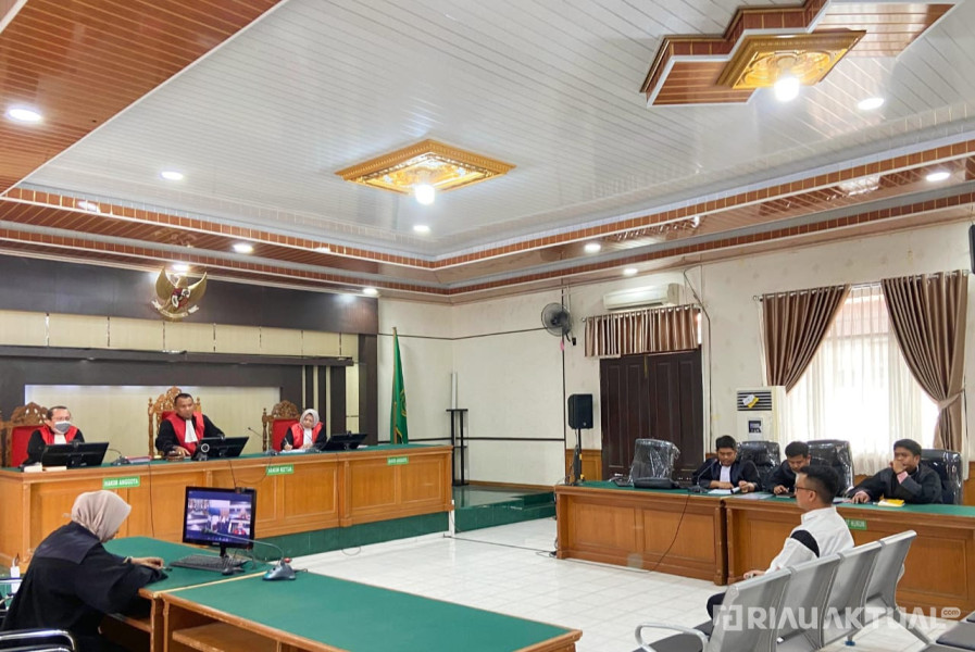 Sidang Kasus SPPD Fiktif, Mantan Plt Sekwan DPRD Riau Bantah Seluruh Dakwaan JPU