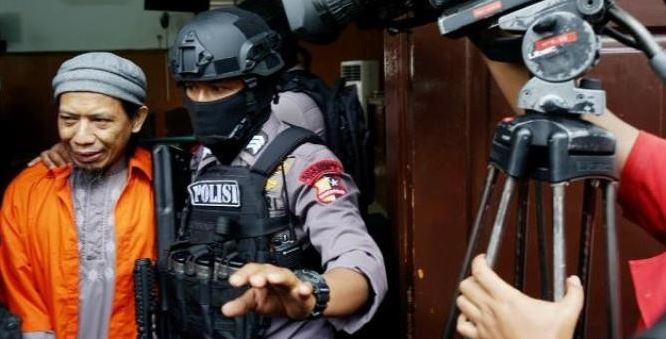 Ledakan Terjadi Saat Sidang Aman Abdurrahman, Ada Apa?