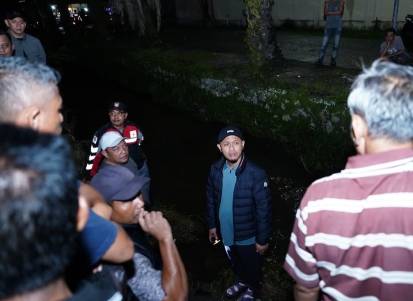 Malam-malam Wako Turun Ke Marpoyan Damai Cari Penyebab Banjir