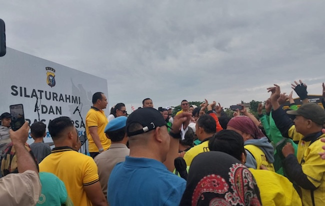 Silaturahmi dan Olahraga Bersama, Polda Beri Layanan SIM Gratis