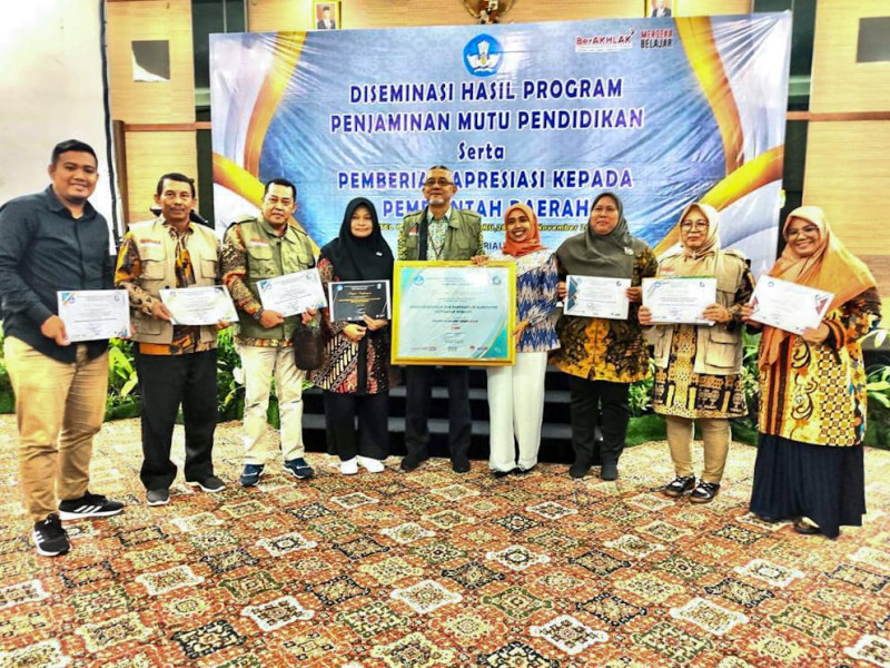 Kepulauan Meranti Raih Juara Utama Apresiasi Mutu Pendidikan se- Provinsi Riau