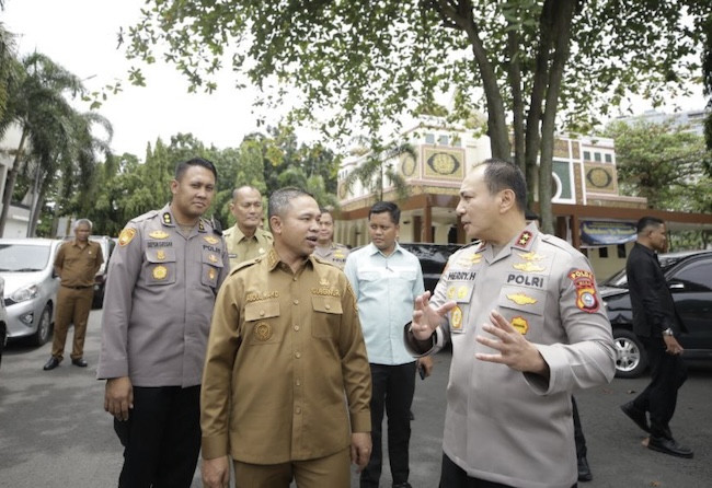 Target PAD Tak Tercapai, Gubri Minta Bantuan Kapolda Kejar Penunggak Pajak