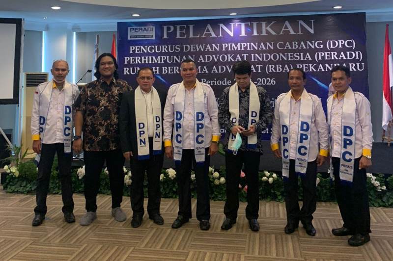 M. Martin Purba Dilantik Sebagai Ketua DPC PERADI RBA Pekanbaru Periode 2022-2026