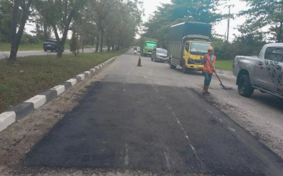 Enam Ruas Jalan di Pekanbaru Mulai Diperbaiki PUPR Riau