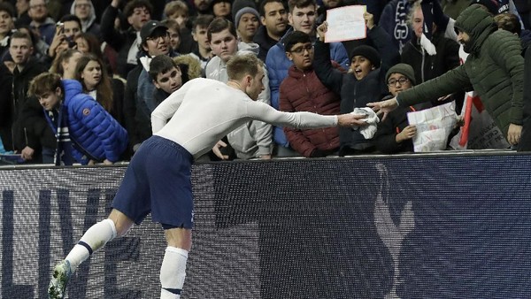 Inter Sudah Ajukan Tawaran Resmi untuk Eriksen