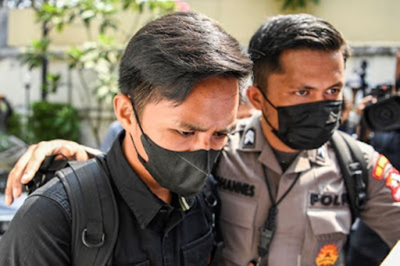 Mahfud: Mungkin Saja Bharada E Bebas dari Pidana, tetapi Instrukturnya Tidak