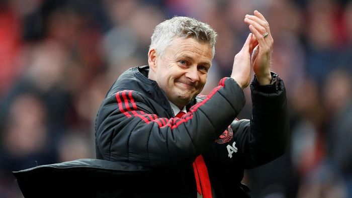 Van Gaal Kritik Solskjaer Lagi: Senang Banget Parkir Bus?