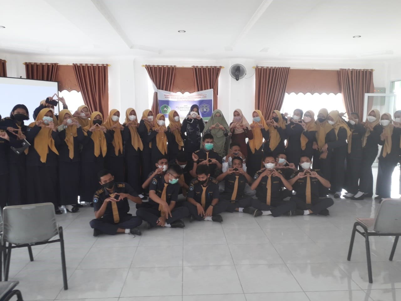 Siswa SMK Perpajakan Riau  Diberi Pembekalan  Memilih Kuliah yang Tepat dan Prospek