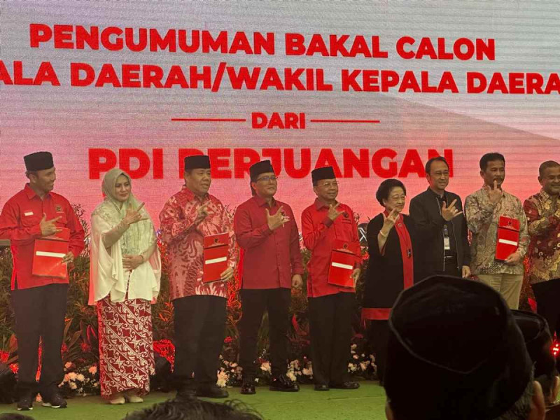 Pasangan Kasmarni-Bagus Santoso Terima Rekom dari PDIP