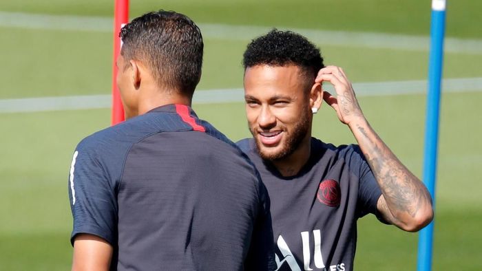 Neymar Mulai Diterima Fans PSG Lagi, Tuchel: Dia Masih Harus Hadapi Saya