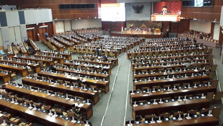Mahasiswa RI Dikabarkan Kerja Paksa di Taiwan, DPR Minta Kemlu Turun Tangan