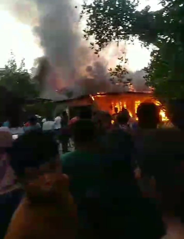 Kebakaran Rumah Warga di Desa Muara Jalai Akibat Korsleting Listrik, Kerugian Ratusan Juta