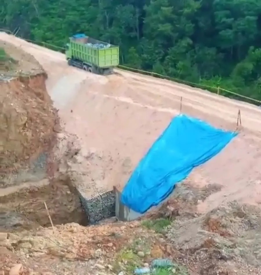 Jalan Riau-Sumbar Ditargetkan Bisa Dilalui Pekan Depan